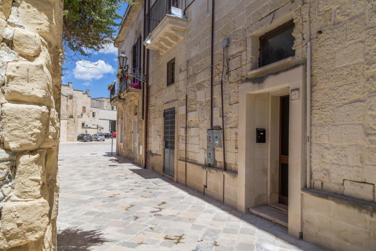 Mesagnesi 6 - Loft Centro Storico Sit Lejlighed Lecce Eksteriør billede