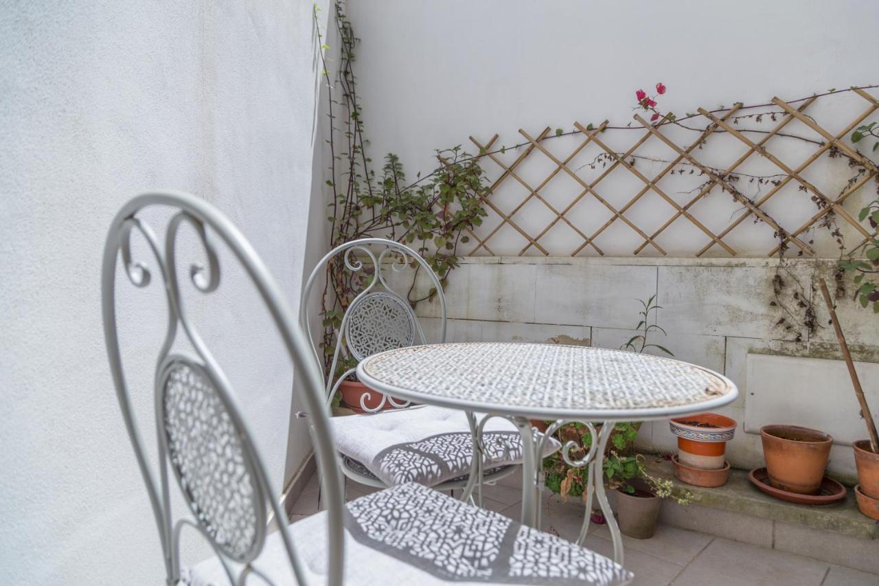 Mesagnesi 6 - Loft Centro Storico Sit Lejlighed Lecce Eksteriør billede