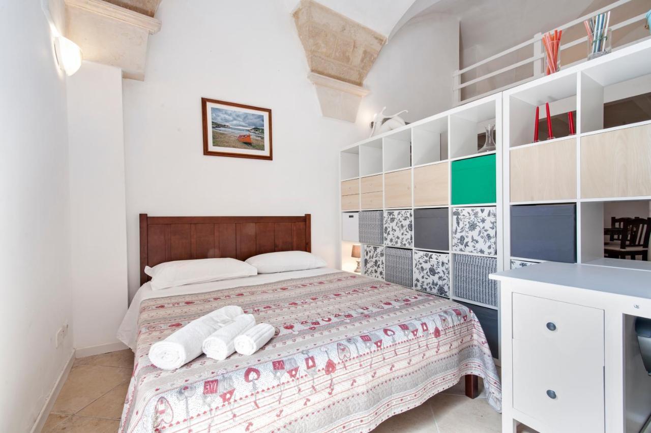 Mesagnesi 6 - Loft Centro Storico Sit Lejlighed Lecce Eksteriør billede
