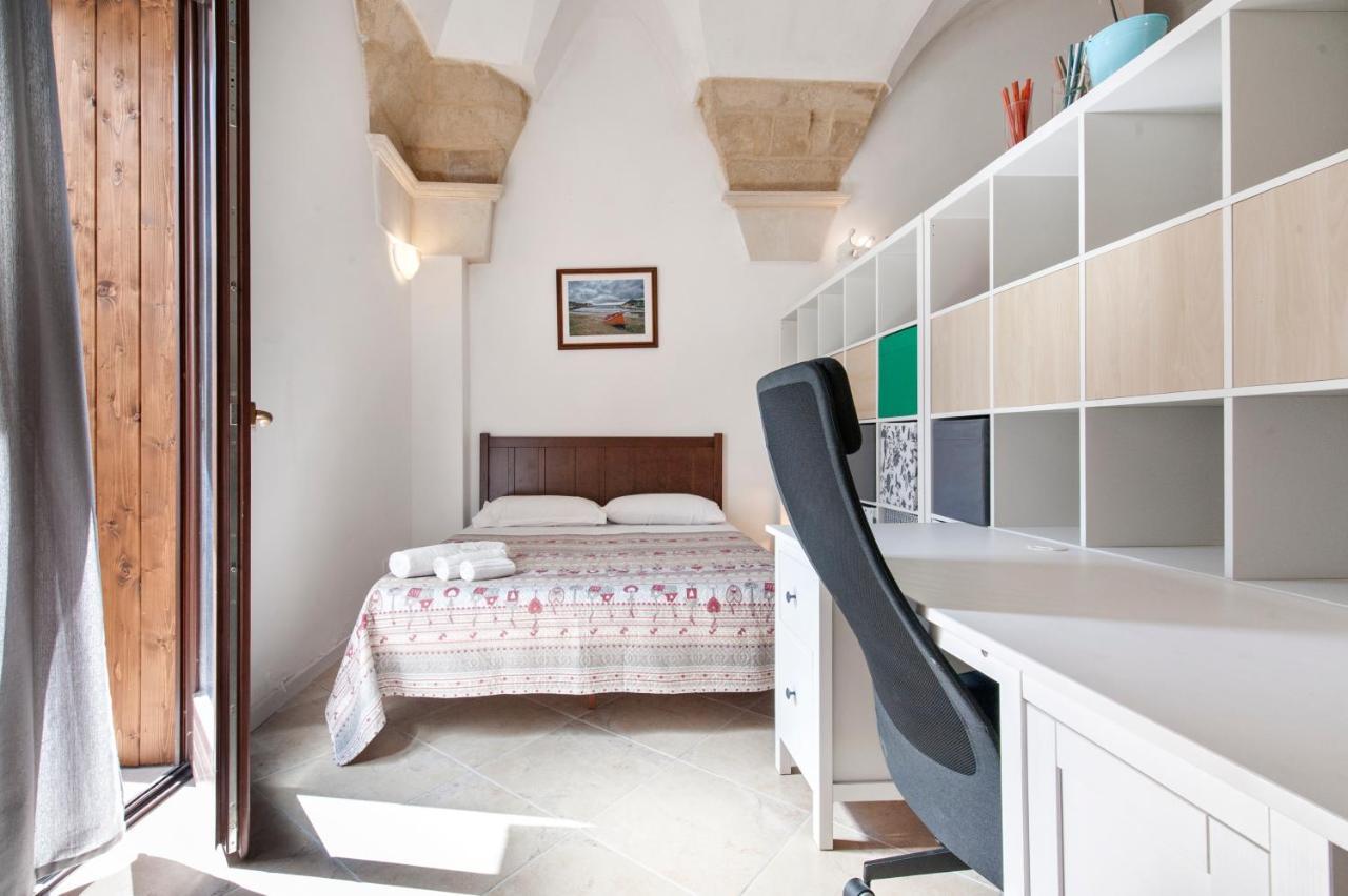 Mesagnesi 6 - Loft Centro Storico Sit Lejlighed Lecce Eksteriør billede