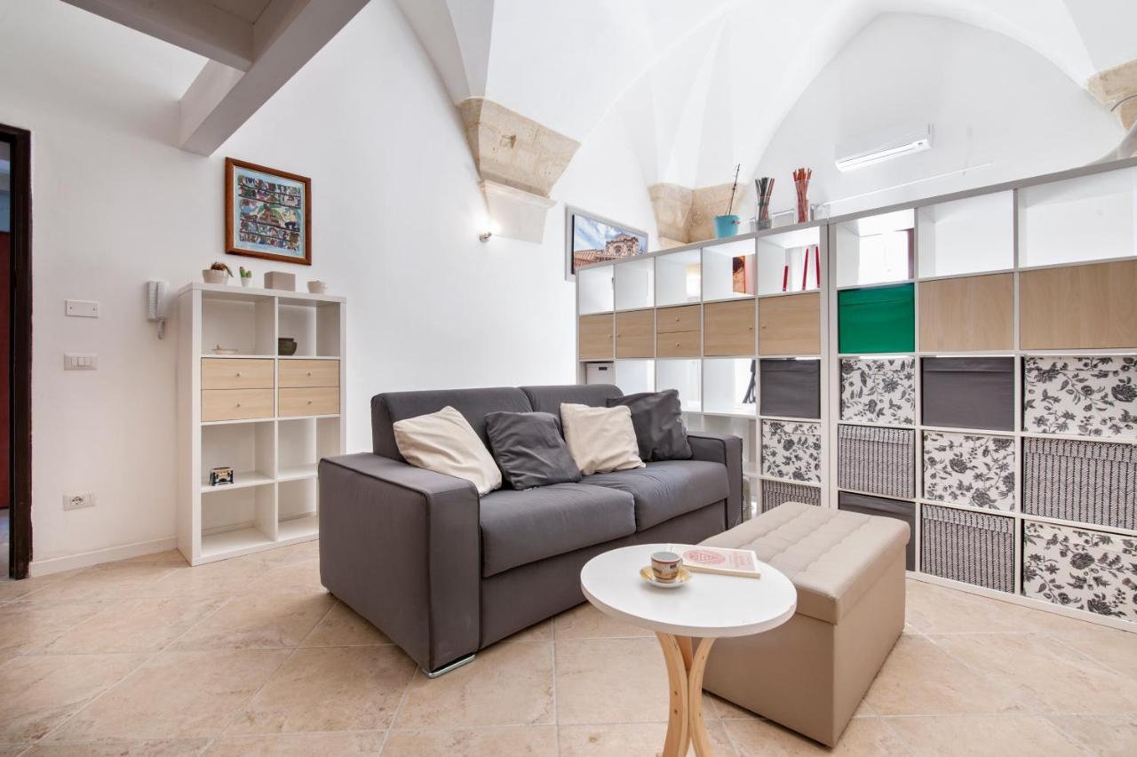 Mesagnesi 6 - Loft Centro Storico Sit Lejlighed Lecce Eksteriør billede